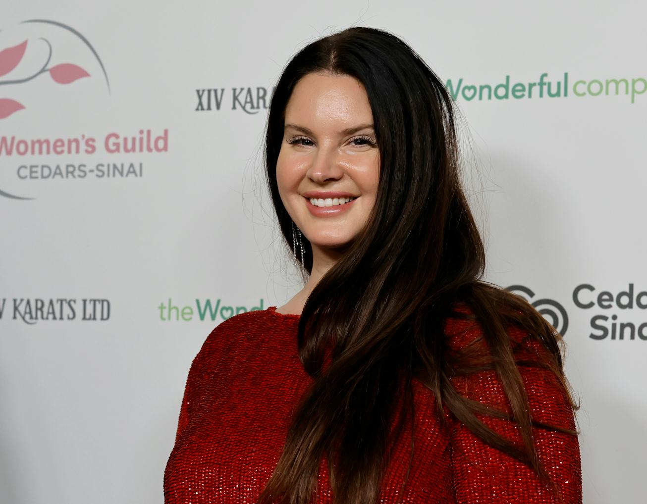 BEVERLY HILLS, CALIFORNIA - NOVEMBER 30: Lana Del Rey arrives at the Womens's Guild Cedars-Sinai Dis...