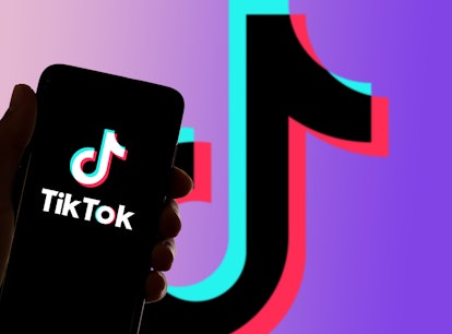 Check out these 12 viral TikTok trends from 2022 that made you laugh all year.
