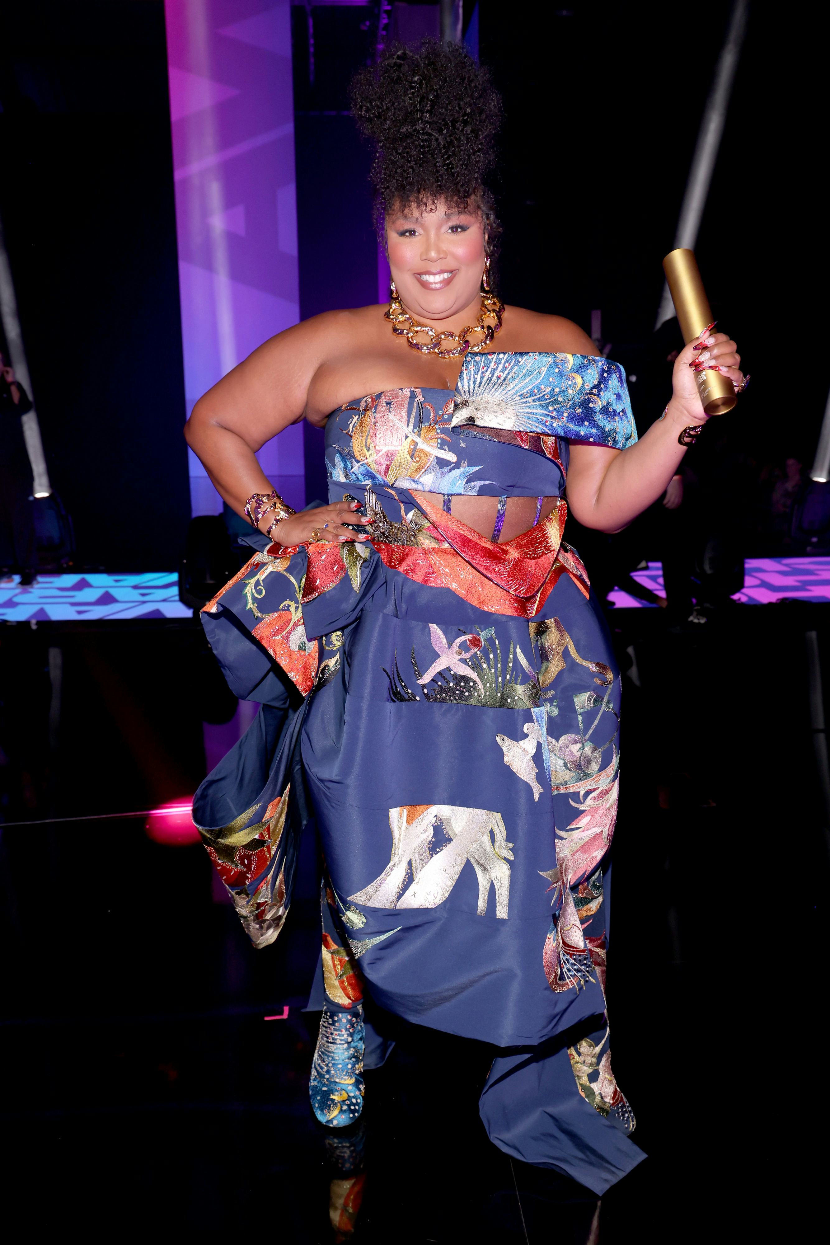 Lizzo at the People's Choice Awards on Dec. 6, 2022.