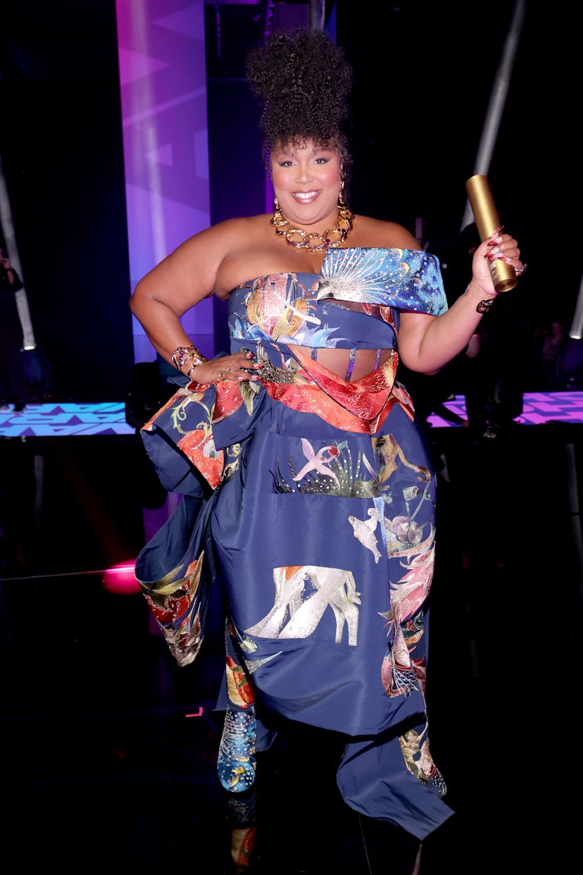 Lizzo at the People's Choice Awards on Dec. 6, 2022.