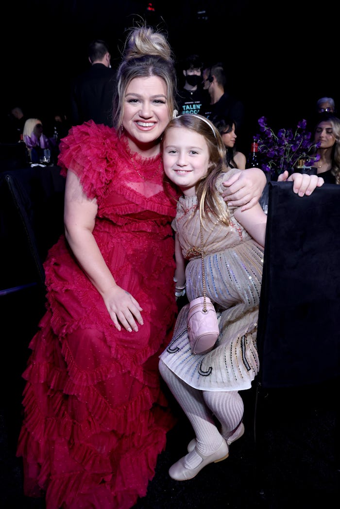 Kelly Clarkson enjoyed a date night with daughter River Rose.