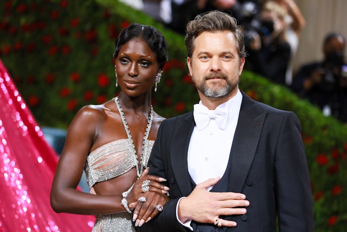 NEW YORK, NEW YORK - MAY 02: (L-R) Jodie Turner-Smith and Joshua Jackson attend The 2022 Met Gala Ce...