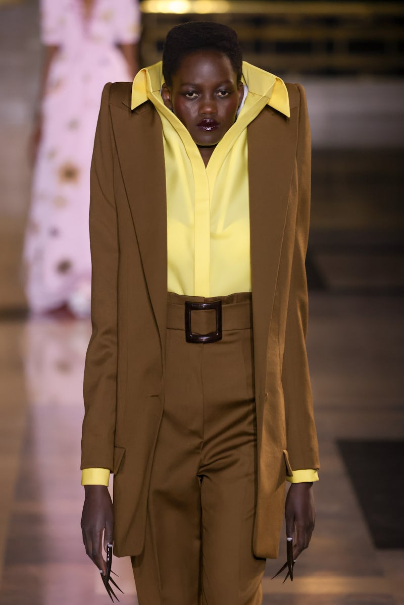 The Best Memes And Tiktoks About Viktor Rolf S Ss22 Couture Show The Best Memes And Tiktoks About Viktor Rolf S Ss22 Couture Show