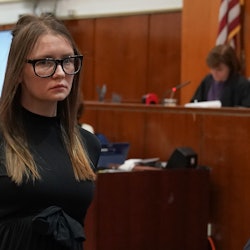 These Real Life Anna Delvey Videos Give A Fascinating Glimpse At The Grifter