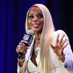 LOS ANGELES, CA - FEBRUARY 10: Mary J. Blige speaks at the Super Bowl LVI Pepsi Halftime Show press ...