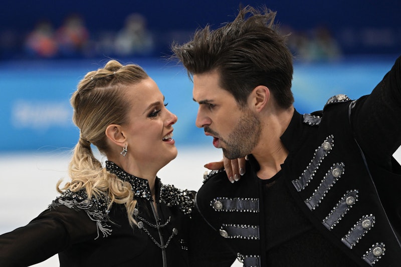 USA's Madison Hubbell and USA's Zachary Donohue compete in the ice dance rhythm dance of the figure ...