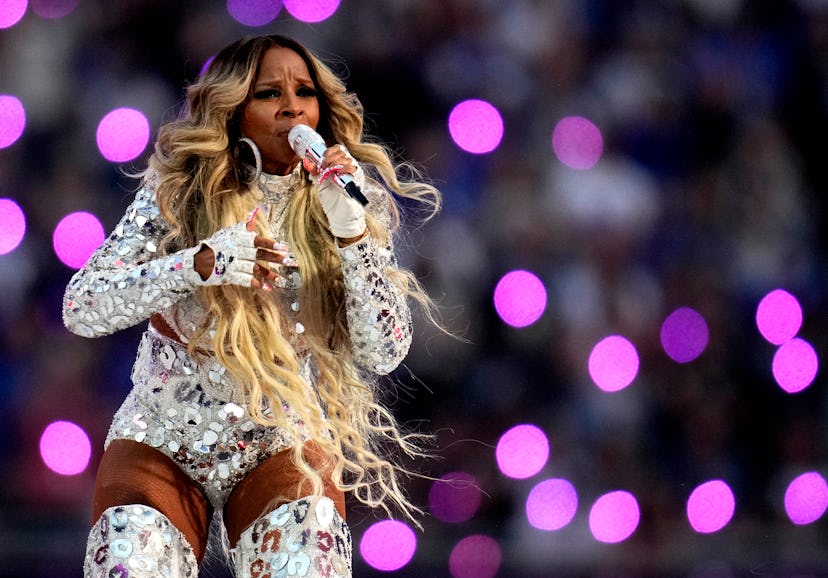 Inglewood, CA - February 13:  Mary J. Blige performs during the half time show of the Super Bowl LVI...