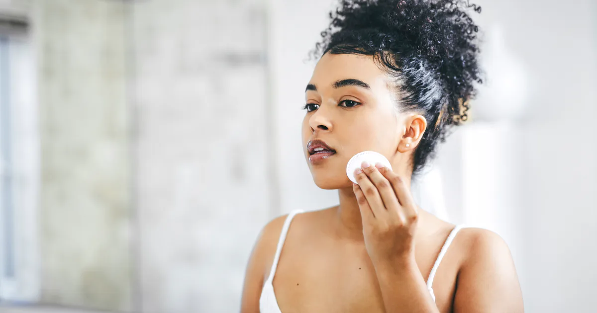 Does Micellar Water Help Acne The Answer Is Complicated