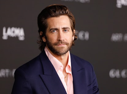 Jake Gyllenhaal addressed Taylor Swift’s “All Too Well” lyrics in a new interview.