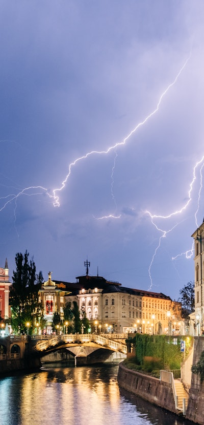 The Slovenian capital at night