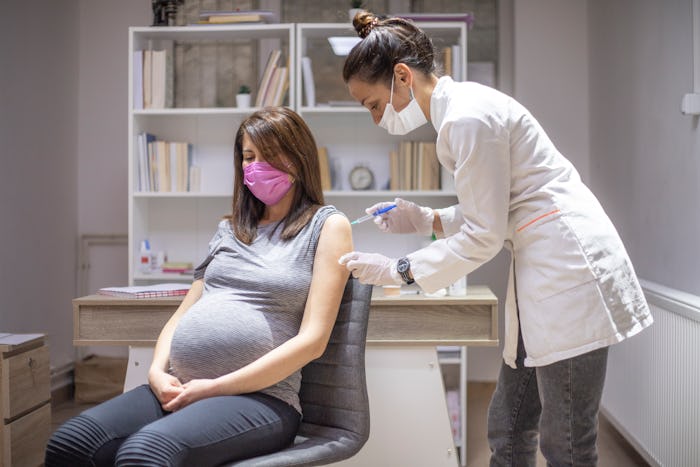 Pregnant women in NYC were getting discouraged from getting vaccinated.