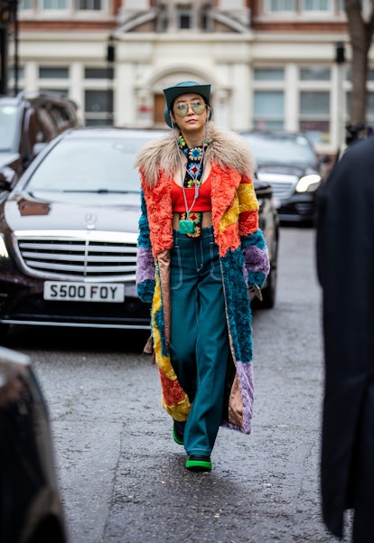 Street Style at London Fashion Week Fall-Winter 2020 - Minimalist Street  Style - Minimal. / Visual.