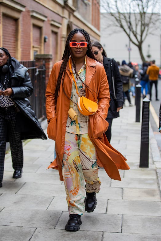 Street style at London Fashion Week Fall/Winter 2022.