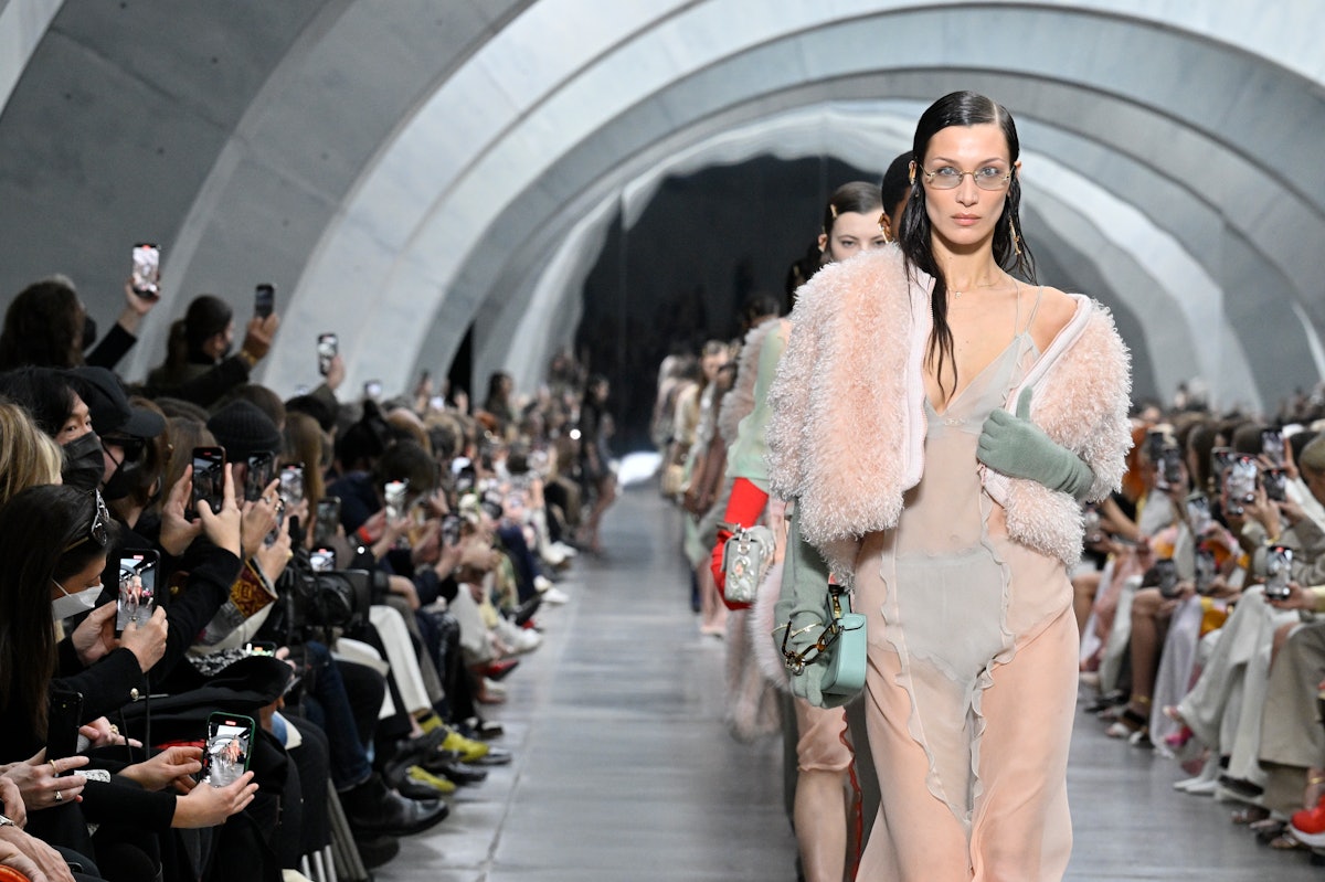 Bella Hadid opens Fendi Fall 2022 runway show at Milan Fashion Week