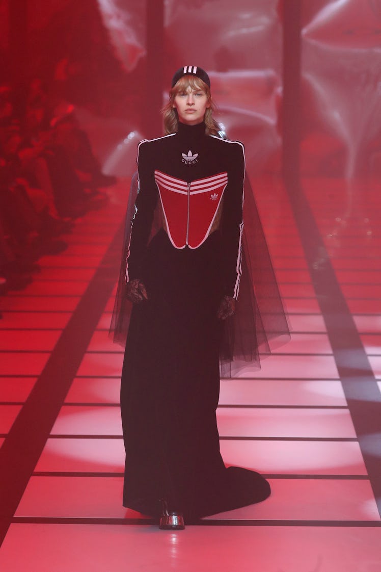 A model walks the runway at the Gucci fashion show during the Milan Fashion Week Fall/Winter 2022/20...