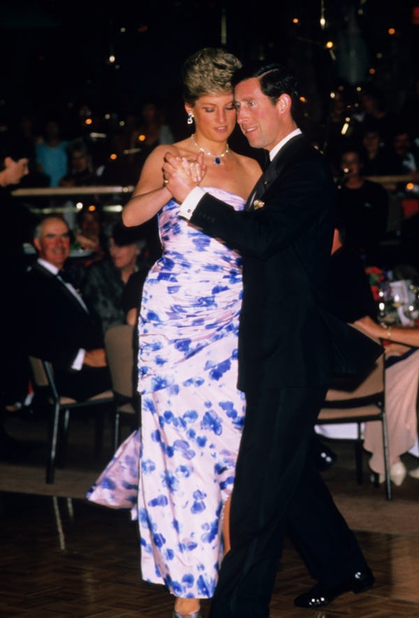 SYDNEY, AUSTRALIA - JANUARY 27:  Diana, Princess of Wales dances with her husband,  Charles, Prince ...
