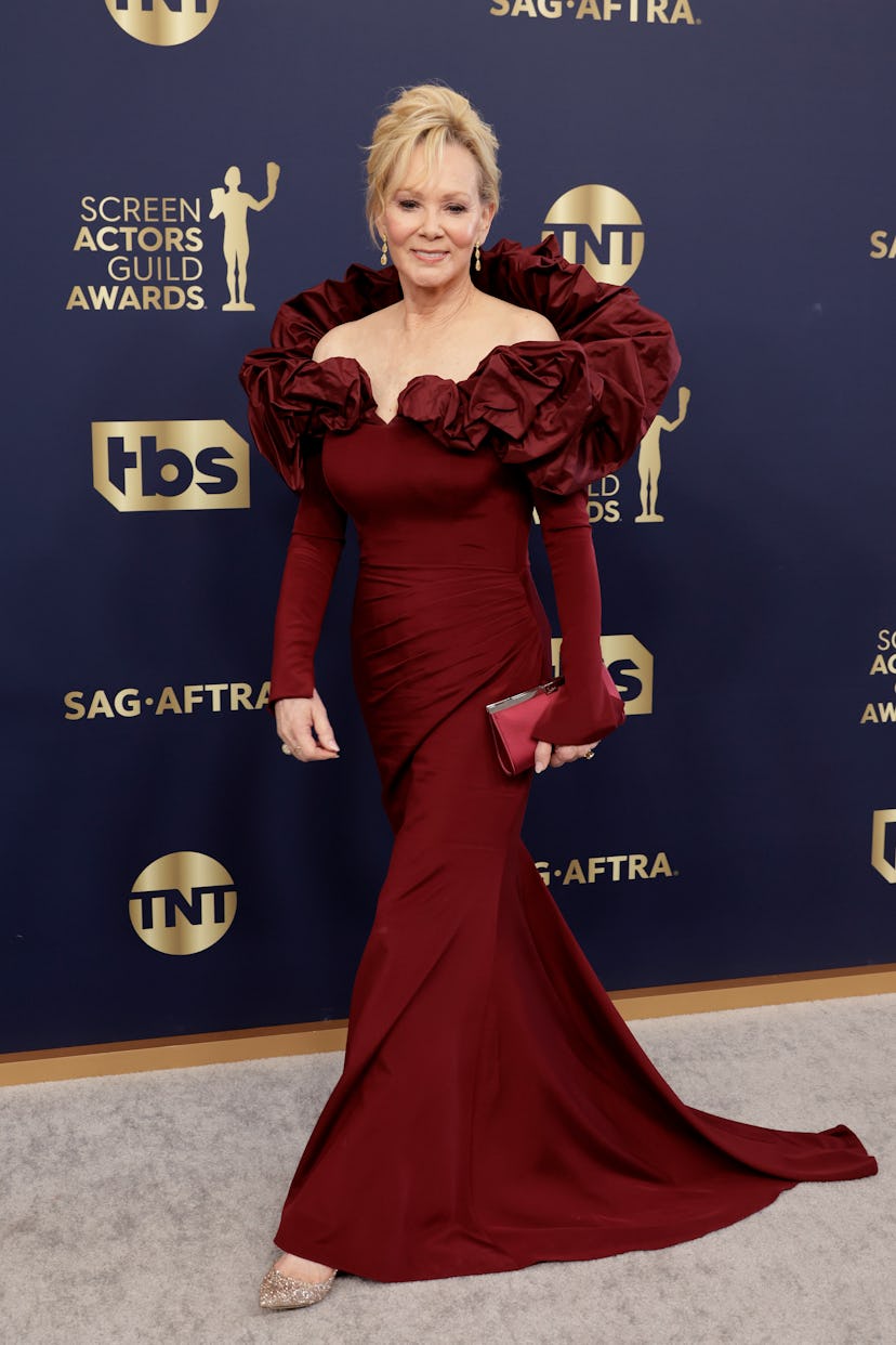 SANTA MONICA, CALIFORNIA - FEBRUARY 27: Jean Smart attends the 28th Annual Screen Actors Guild Award...