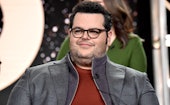 PASADENA, CALIFORNIA - JANUARY 15: Josh Gad of 'Avenue 5' appears onstage during the HBO segment of ...