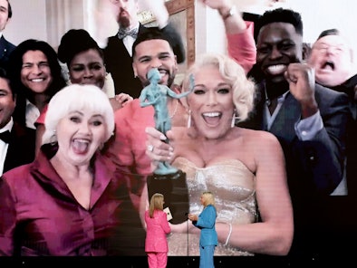 The 'Ted Lasso' cast reunited on a video call for the 2022 SAG Awards.