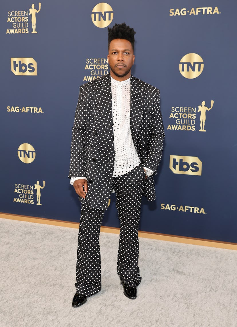 SANTA MONICA, CALIFORNIA - FEBRUARY 27: Leslie Odom Jr. attends the 28th Annual Screen Actors Guild ...