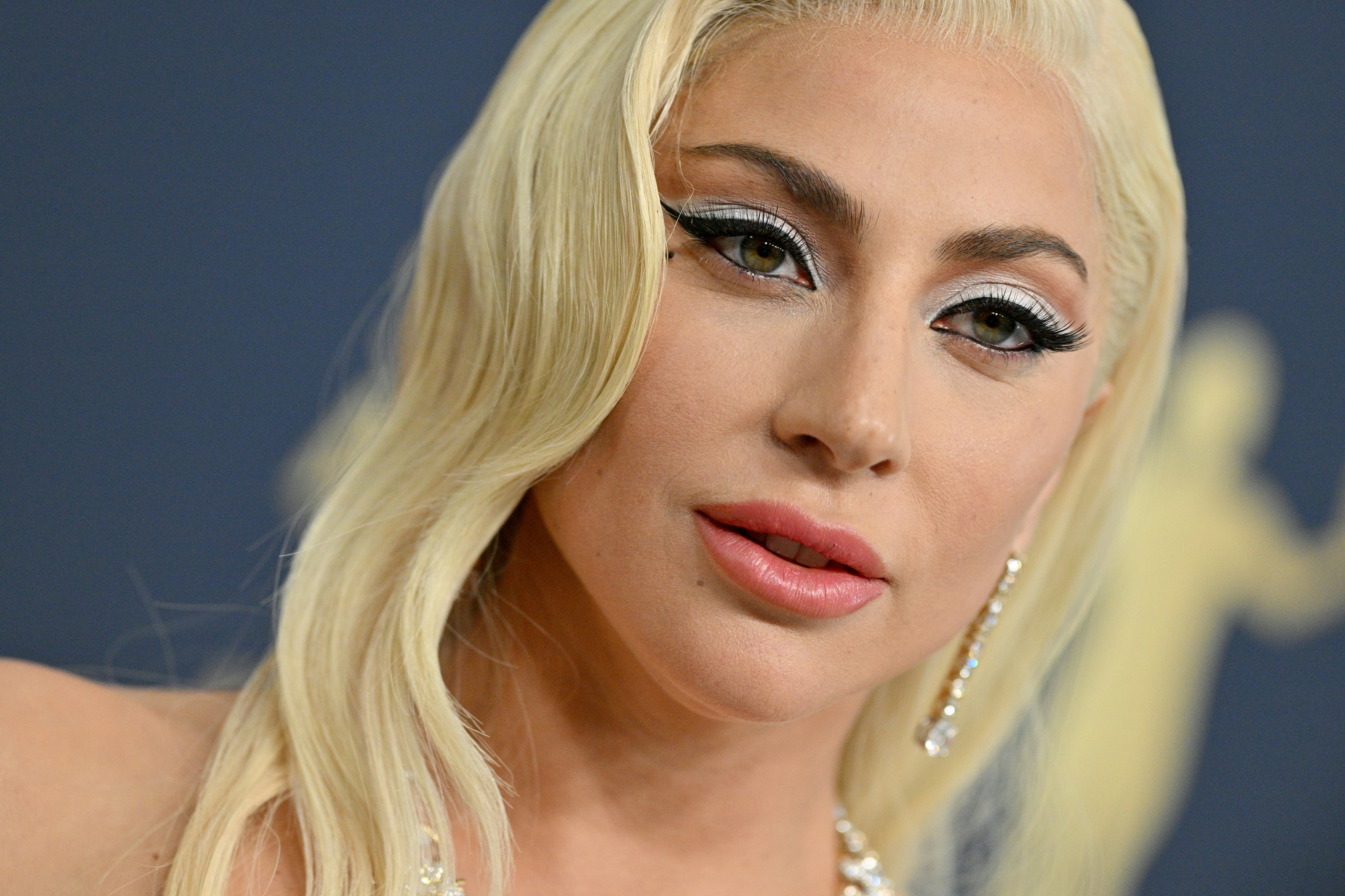 At the SAG Awards 2022, Lady Gaga had one of the best makeup looks on the red carpet.