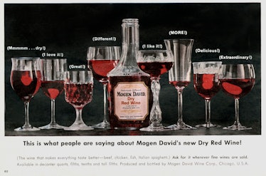 UNSPECIFIED - AUGUST 30:  Advertisement for Mogen David dry red wine, 1964  (Photo by Apic/Getty Ima...