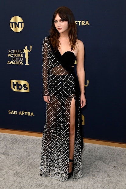 English actress Emilia Jones arrives for the 28th Annual Screen Actors Guild (SAG) Awards at the Bar...