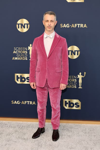 SANTA MONICA, CALIFORNIA - FEBRUARY 27: Jeremy Strong attends the 28th Annual Screen Actors Guild Aw...