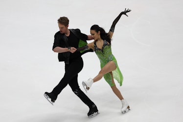 Ice dance versus pairs figure skating reveals a few key differences.