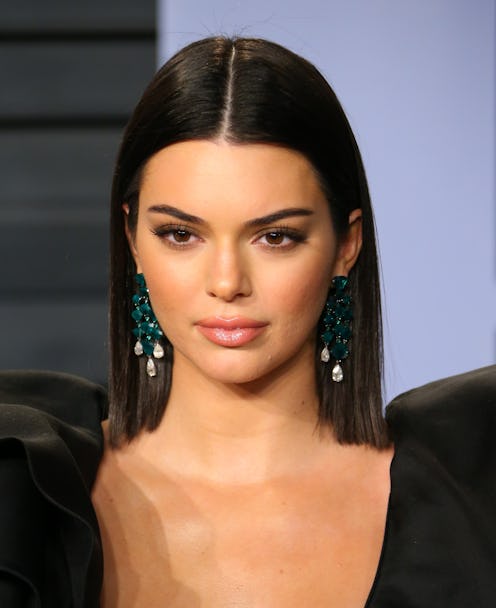Kendall Jenner debuted new curtain bangs on Instagram.
