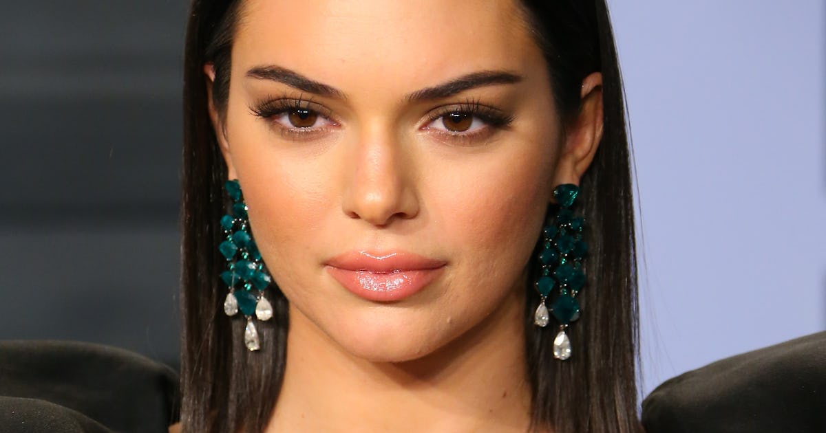 Kendall Jenner Has Curtain Bangs, So Now I Want Curtain Kendall Jenner Has Curtain Bangs, So Now I Want Curtain