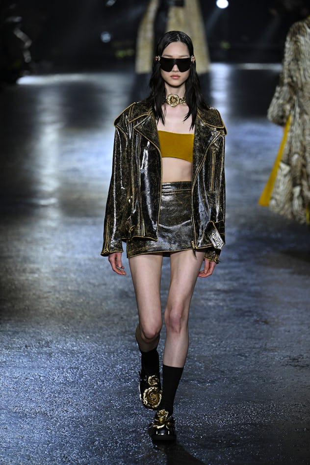 The Micro Mini Skirt Is Taking Over The Fall 2022 Runways 0720