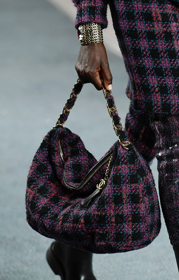 Handbag trend on Chanel runway