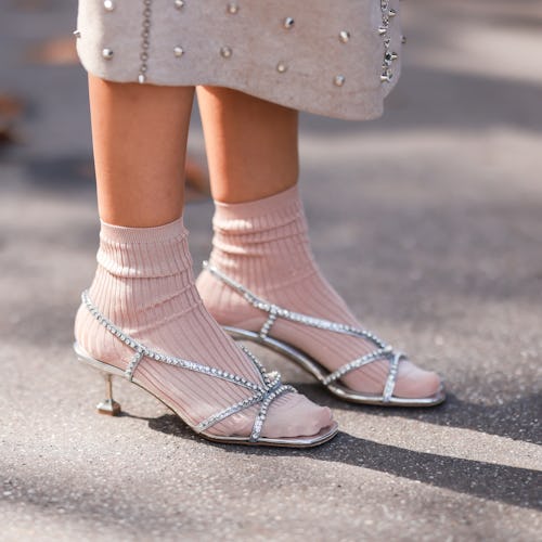 Spring shoe trends on street style