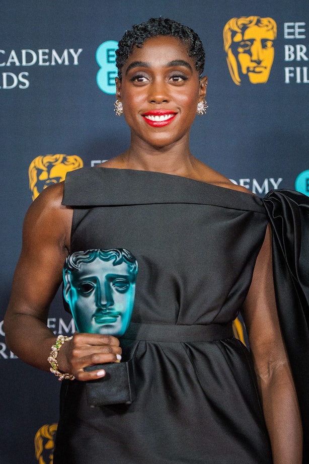 Baftas 2022 Lashana Lynch Thanks Women In Her Powerful Acceptance Speech 