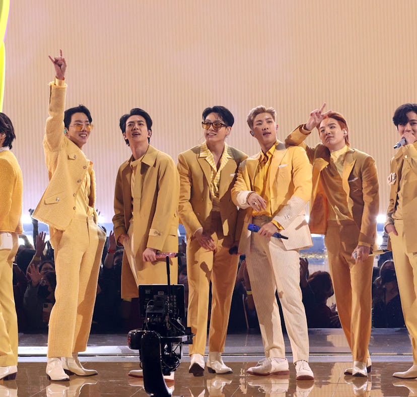 BTS' Global Official Fanclub comes with so many perks.