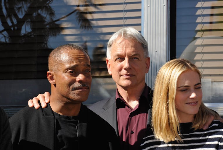 VALENCIA, CA - FEBRUARY 09:  (L - R) Actors Rocky Carroll, Mark Harmon and Emily Wickersham attend t...