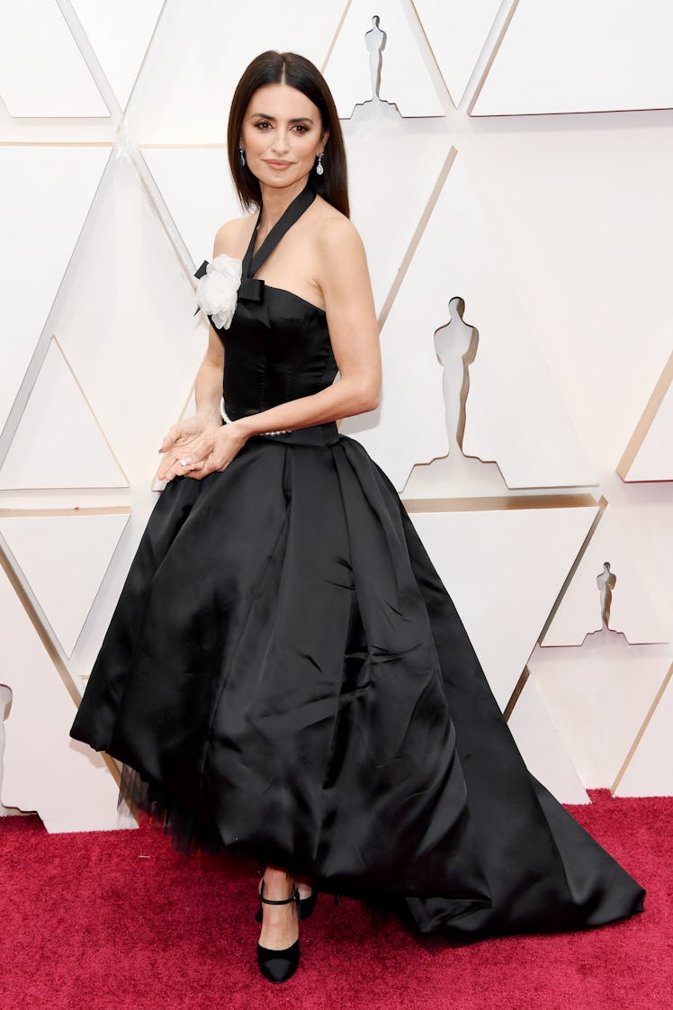 Penélope Cruz attends the 92nd Annual Academy Awards 