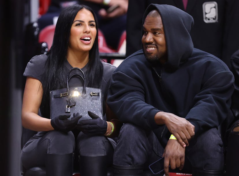 Kanye West's girlfriend Chaney Jones doesn't think she looks like Kim Kardashian.