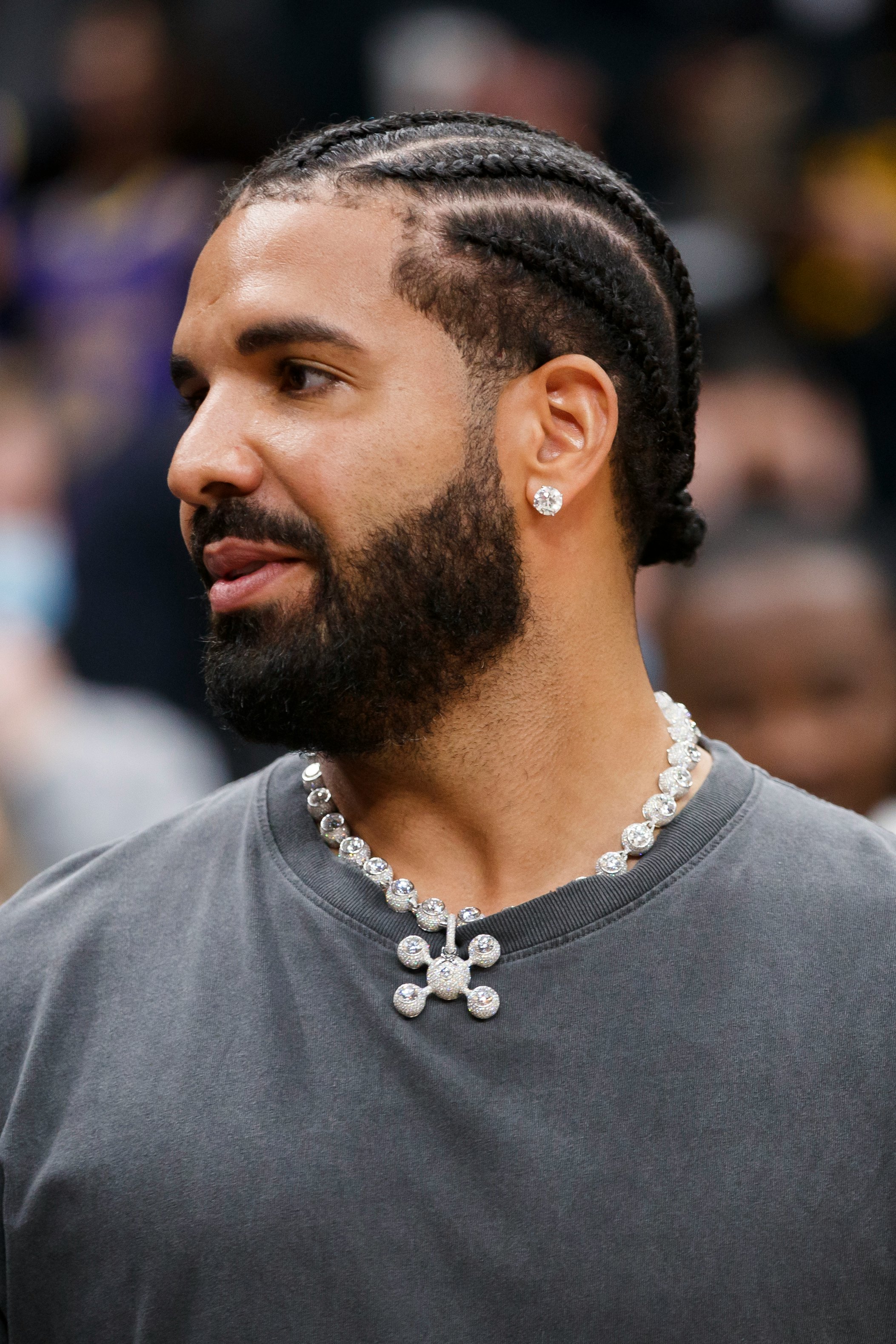 Drake flaunts a $1.9M necklace from Frank Ocean's Homer brand