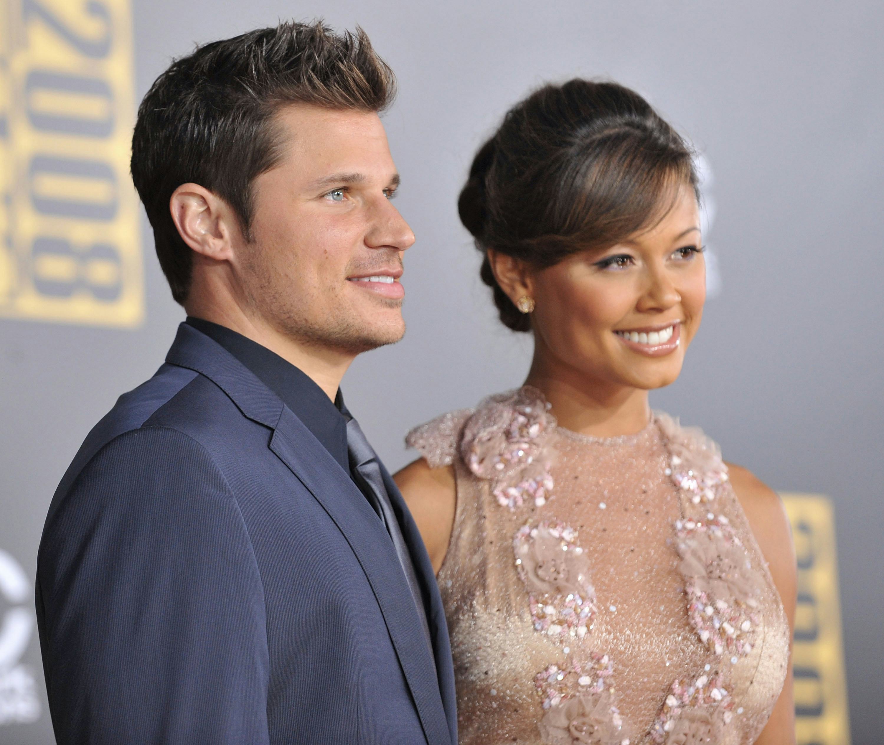 'Love Is Blind' Hosts Nick & Vanessa Lachey Met On 'TRL'