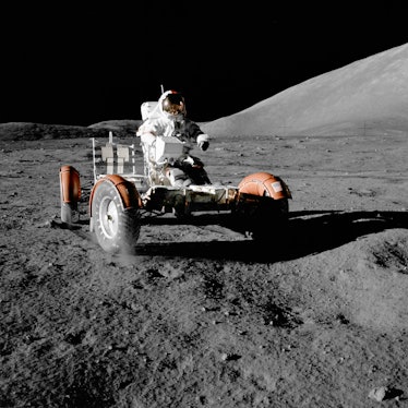Apollo 17 Mission: Eugene A. Cernan in LRV driving on the moon   (Photo by NASA/RDB/ullstein bild vi...