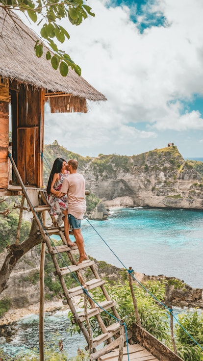 These are the bucket list honeymoon destinations for each zodiac sign.