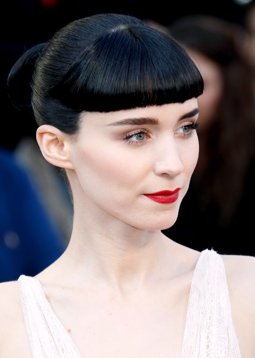 Rooney Mara’s blunt bangs stunned at the Oscars.