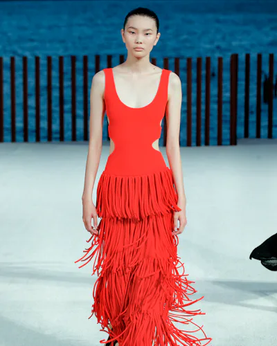 Master The 2022 Fringe Trend With These 5 Pieces