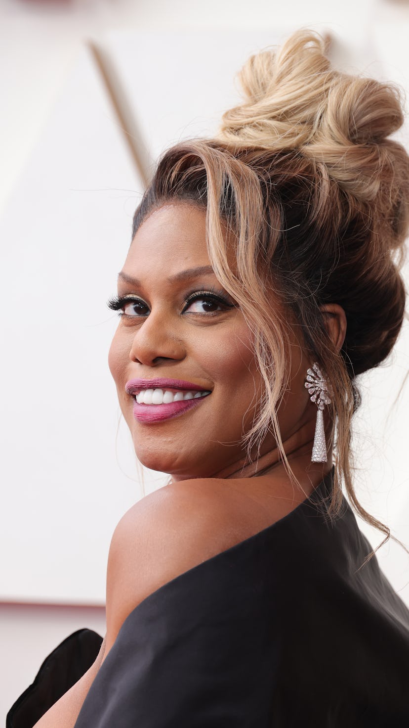 Twitter reacted to Laverne Cox as E!'s correspondent for the 2022 Oscars red carpet.