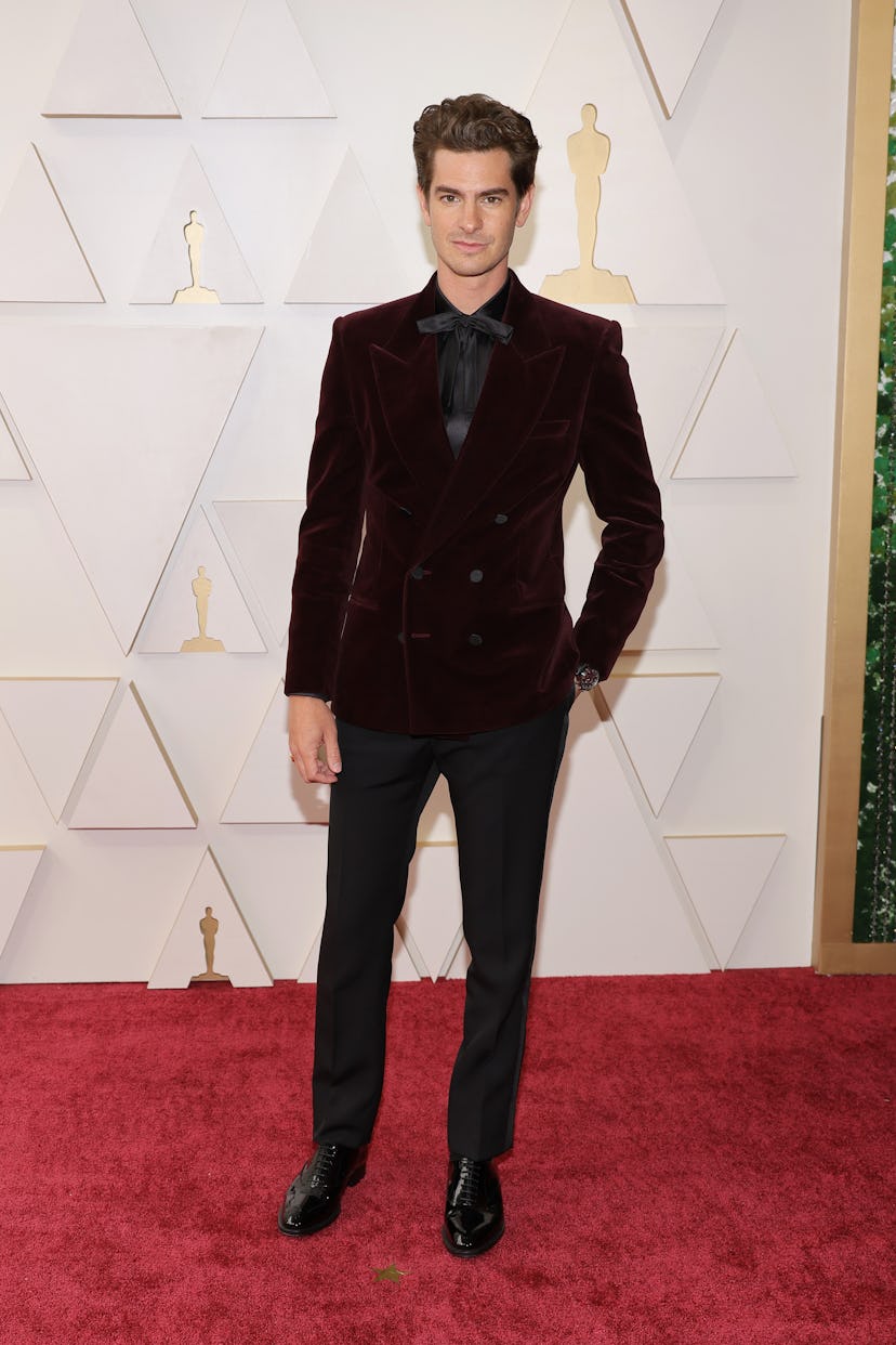 HOLLYWOOD, CALIFORNIA - MARCH 27: Andrew Garfield attends the 94th Annual Academy Awards at Hollywoo...