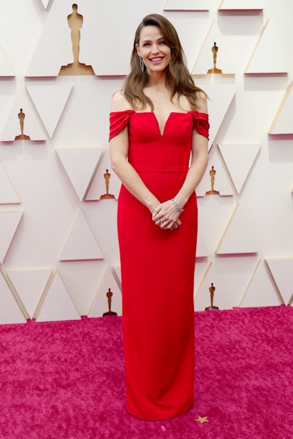 HOLLYWOOD, CALIFORNIA - MARCH 27: Jennifer Garner attends the 94th Annual Academy Awards at Hollywoo...