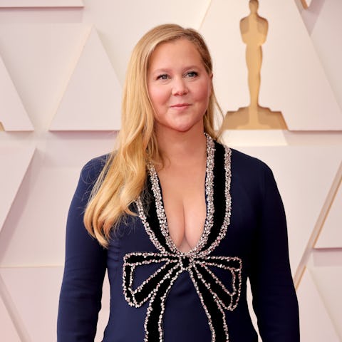 HOLLYWOOD, CALIFORNIA - MARCH 27: Amy Schumer attends the 94th Annual Academy Awards at Hollywood an...