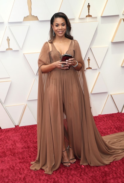 HOLLYWOOD, CALIFORNIA - MARCH 27: Regina Hall attends the 94th Annual Academy Awards at Hollywood an...